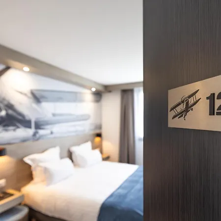 Western Saint Exupery - Bordeaux Ouest 伊斯内斯