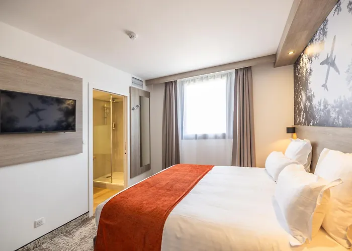 Western Saint Exupery - Bordeaux Ouest Hotel 3*