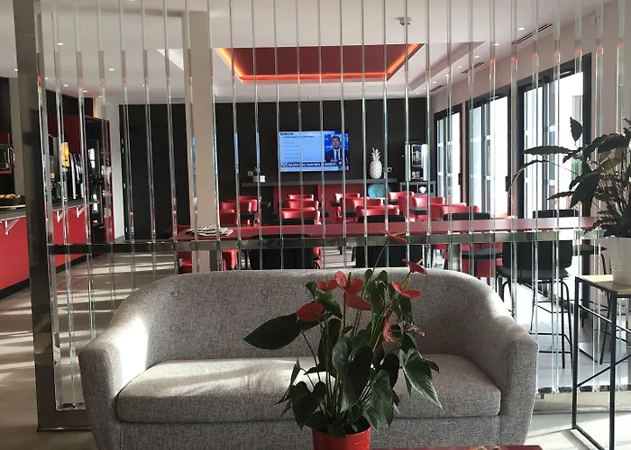 Hotel Western St Exupery Bordeaux Ouest 3*