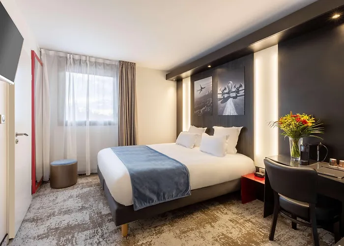 Hotel Western St Exupery Bordeaux Ouest 3*